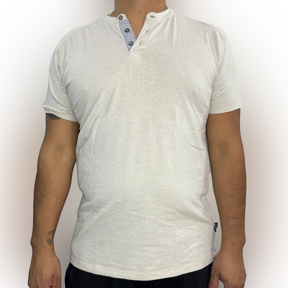 Kenneth Cole Tan T-Shirt – Classic & Comfortable